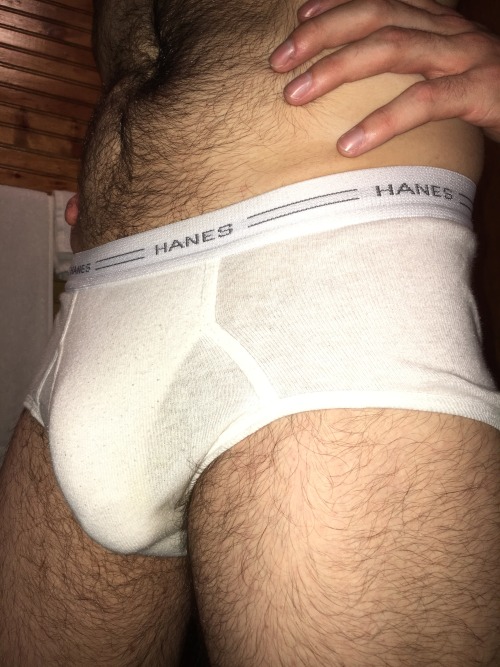 theunderbuddies:Let’s get back to posting. Not sure how many will make it through, but let’s give it a shot. I will start with these Hanes white briefs.Nothing feels as good or as comfy as a well-worn pair of plain white briefs. A pair that has been