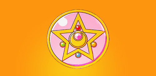 :  Sailor Moon’s Anime Brooch/Compact Evolution Transformation Brooch: Episode