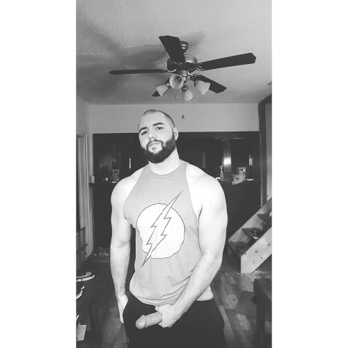 dallastexas1975:  Woof!