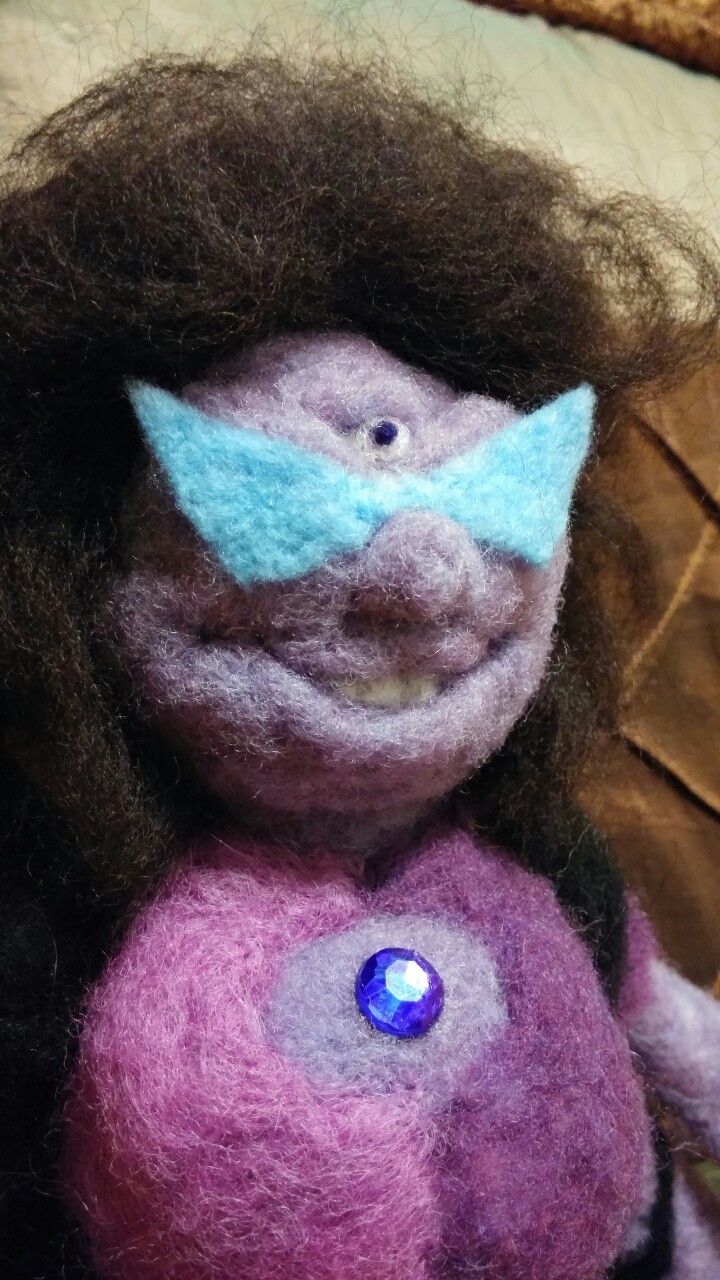 random-ferret:  I finally finished my needle felt plush doll of Sugilite from Steven