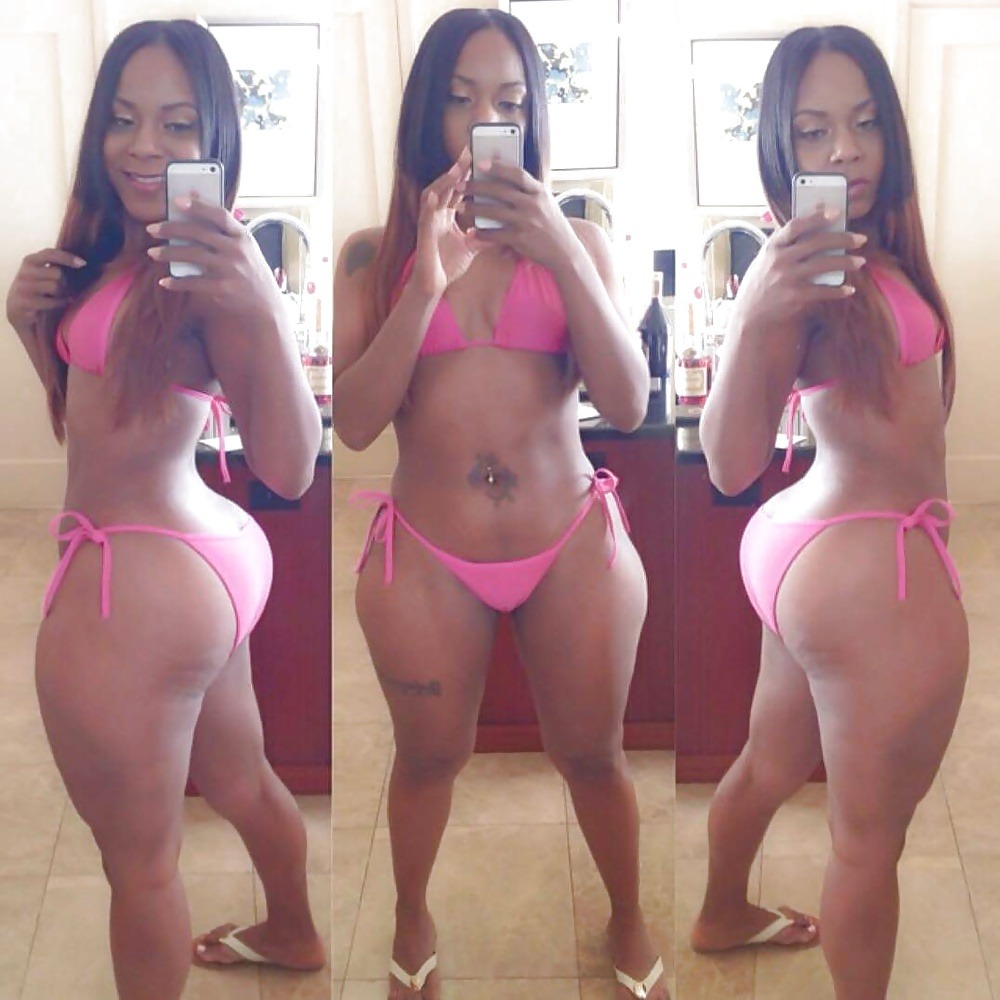 jazziedad:  Curvy Babe 💋   Nice n thick