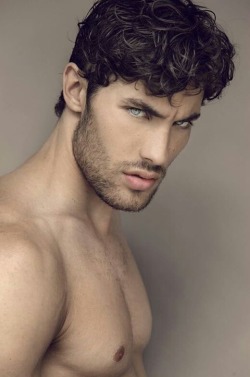 Clement Becq. Good god… what a face!