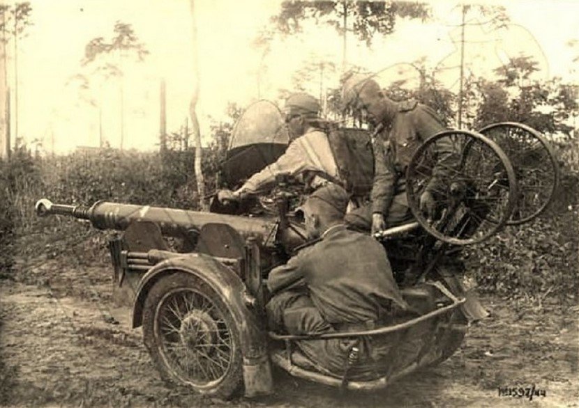 37mm anti tank gun mounted on Soviet lend lease Harley Davidson Motorcycle, World War II. – @peashooter85 on Tumblr