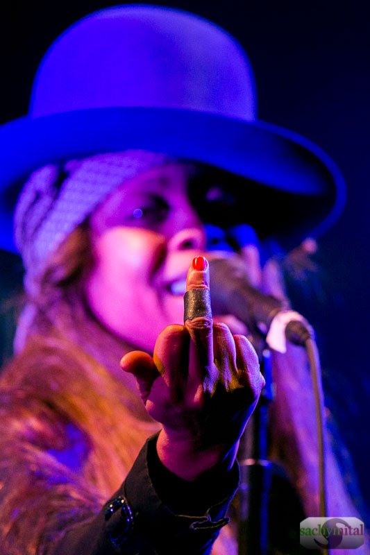 The middle finger of Erykah Badu at Governors Ball Festival 2013.
Click here for more photos at Flickr.