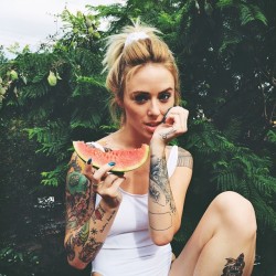 alysha:  Taking some snaps with @aaronxphillips today 🍉 