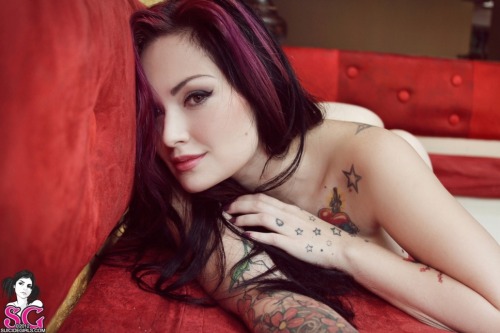 tattooedladiesmetal:  Fernanda