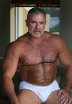 fhabhotdamncobs:  thickbear475:  DAD~!    W♂♂F     (WARNING!   Not the place for “Pretty Boys” or their fans)  