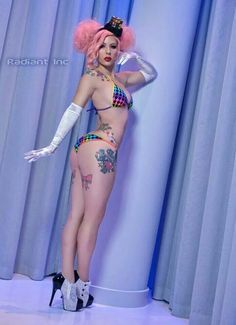 velarise:  Annalee Belle 