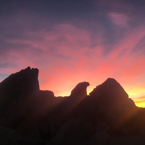 Eagle Rock at sunset. The sun is setting on the day and on the adventure. . . . . . #pct #pacificcre