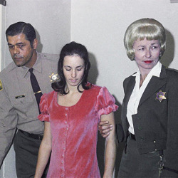 mansonfamilyvevo: Manson Family member Susan Atkins (aka Sadie Mae Glutz) being escorted to a Los Angeles courtroom, in December 1969.