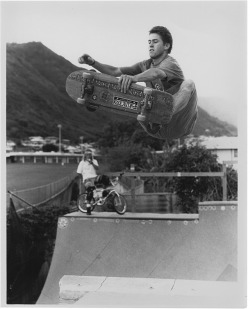 danceting:  JASON LEE, OAHU, CIRCA 1989