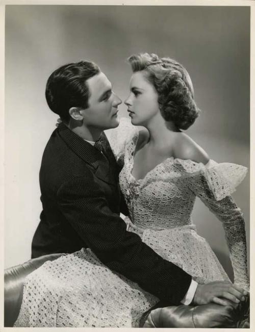 twixnmix: Gene Kelly and Judy Garland publicity photos for “For Me and My Gal” (1942).