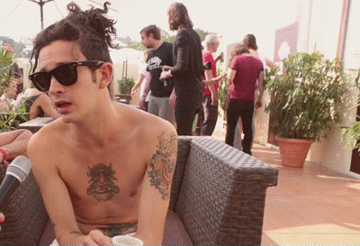 mattys-thigh-gap:  gothr4t-deactivated20220301:  It’s in Hungary. It’s on an island. Blink 182 are here.   if thit wasn’t the best man bun moment ever i don’t know what is