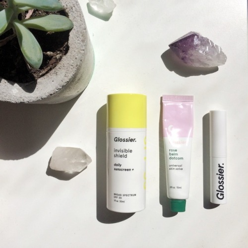 lattefoam: my fellow canadian babes! i know you’re as excited as i am that glossier ships to c