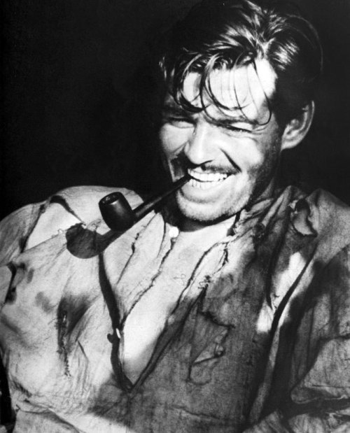 jenbebe:Clark Gable on the set of STRANGE CARGO, 1940.  