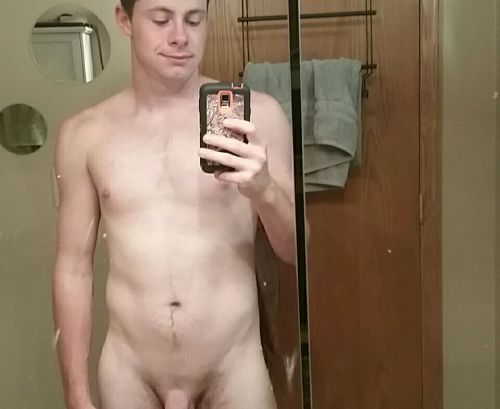 straightdudesnudes:  I love 18 year old boys. Especially the jocks right out of high school. Dustin personifies that, old enough to send nudes and gullible enough to send plenty. 😉 