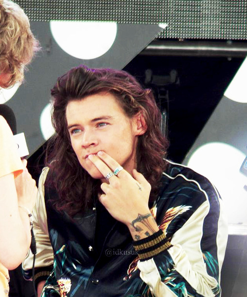 atharrystyle:  x