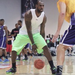 fuckyealebronjames:  Bron rockin his Nike Zoom Soldier VII at the LeBron James Skills Academy. 