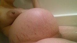 Nerdynympho87:Tub Time! With Help From My Hubby.