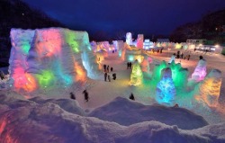 paintdeath:  Chitose-Lake Shikotsu Ice Festival