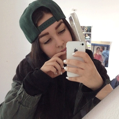twitmodel:    :･ﾟ✧*like this post*:･ﾟ✧*   