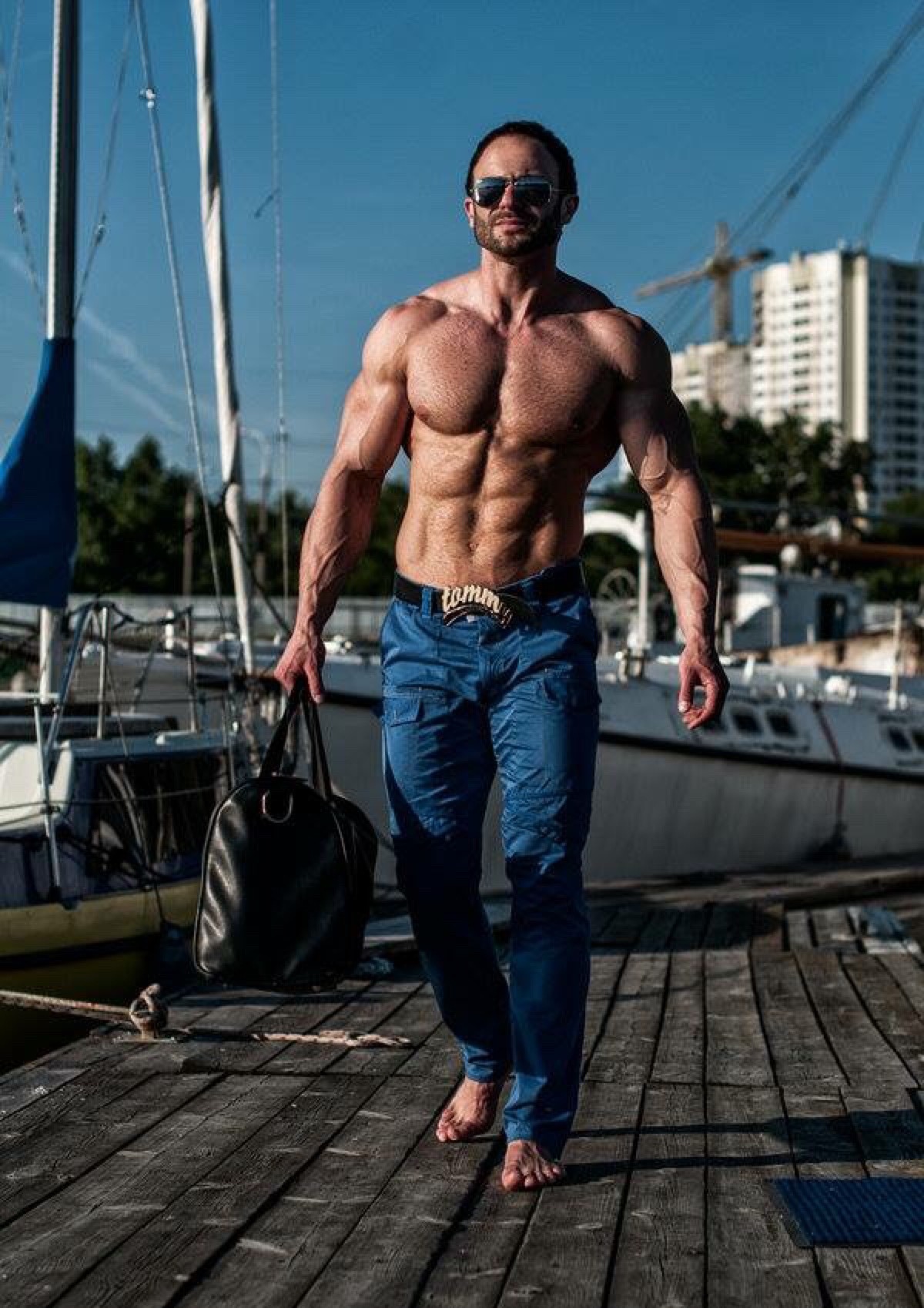 Muscle aboard ðŸ’ªðŸ¼ http://imrockhard4u.tumblr.com