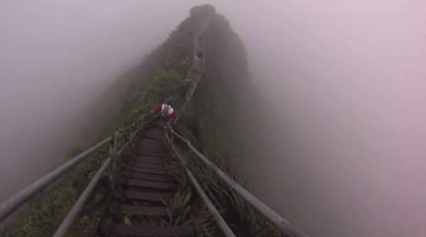 4000-step “Stairway to Heaven, Hawaii