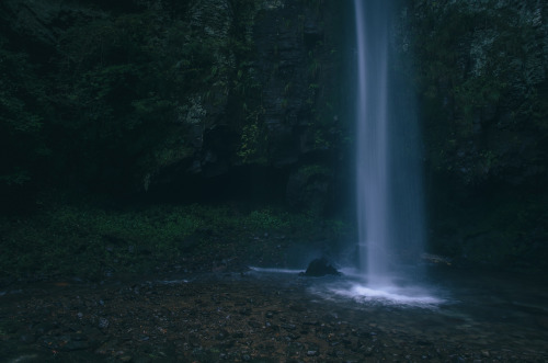 90377: water fall by Kiyoshi YAMATODANI