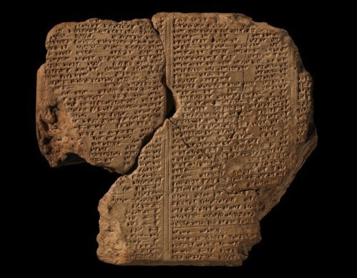 science-junkie:  massarrah:Literature from Mesopotamia: The Epic of Gilgamesh, Tablet 6This Neo-Assyrian tablet preserves parts of the sixth tablet of the Epic of Gilgamesh. In this tablet, the goddess of love and war, Ishtar, attempts to seduce Gilgamesh