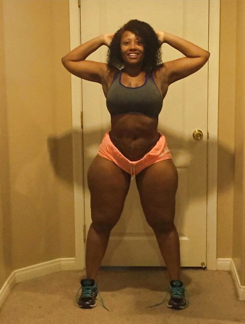 speedygonzalez2:  Thicker than a Snicker
