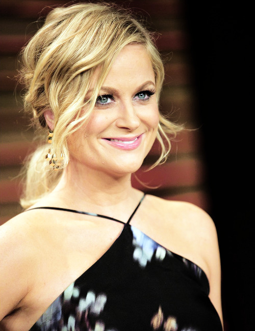 nbcdevotee: kerrywashingten: Amy Poehler attends the 2014 Vanity Fair Oscar Party `