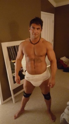 Babydon1983:  Sadistic-Domme-Mommy:  Working Baby!  Diaper Stripper Boy   Hot!