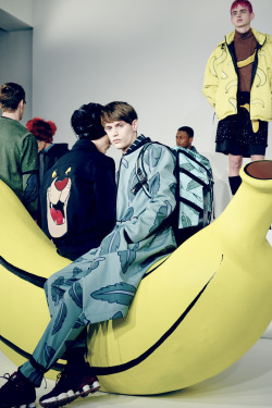 milkstudios:Party AnimalBobby Abley’s jungle-inspired presentation featured crop tops, furry hats, colorful coats, an EDM soundtrack, and a giant banana.Tropical apparel seems to be the best way to keep warm for #FW15. See the entire collection on Milk