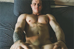 onefitswimmer:Follow me at Onefitswimmer@tumblr.com 🐷