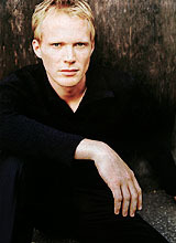 frankreich:LIFE RUINERS FROM THE UK (5/30) Paul Bettany (London, England)“The fact that in America b