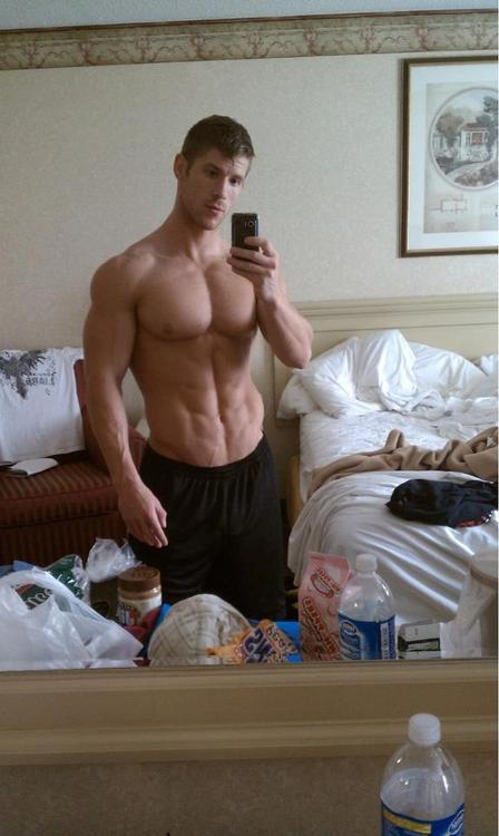 insearchofaboi:  self pic Saturday