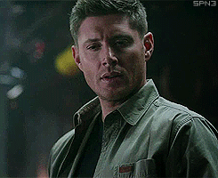 dustydreamsanddirtyscars:This scene was golden, because we had Dean and his season long mirror final