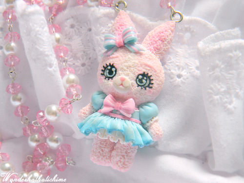 wonderholichime:My new cutie bunny pendant ♡