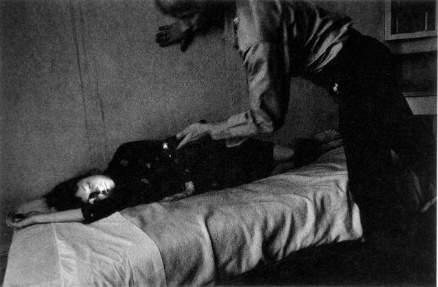 andrewharlow:  Duane Michals  I want someone to do this to me while I sleep.