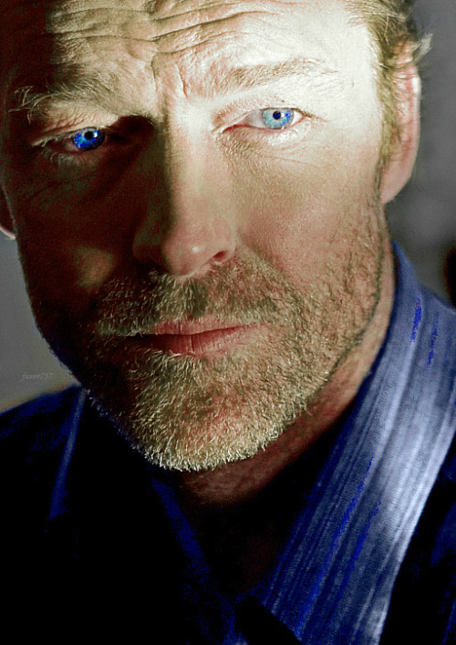 favor757:
“Iain Glen…
”