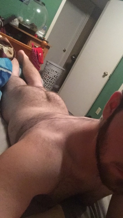 skyslut:  sunflorite:  🍑 peach fuzz 🍑  reminder that all this could be yours if youre cute and rich 