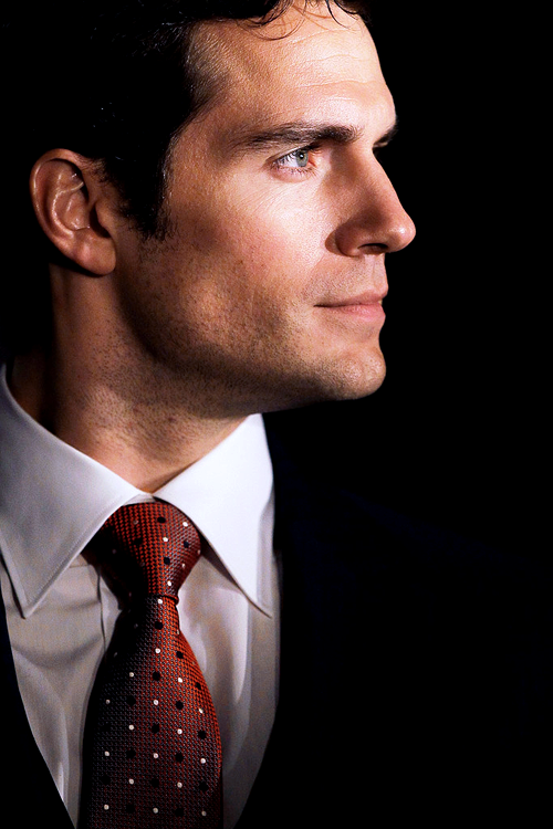 dailydceu:  Henry Cavill at the ‘Man Of Steel’ Australian premiere on June 24, 2013 in S