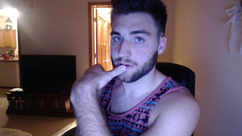 yourroyalpenis:  narwhalnips:  some webcam selfies from 2014  Um. Yes.