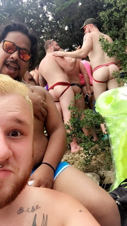 stushi-roll:Our naked day at Hippie Hollow Splash 2017 Austin Texas💦 All the butts to enjoy!🍑🙌🏻@hugobugo
