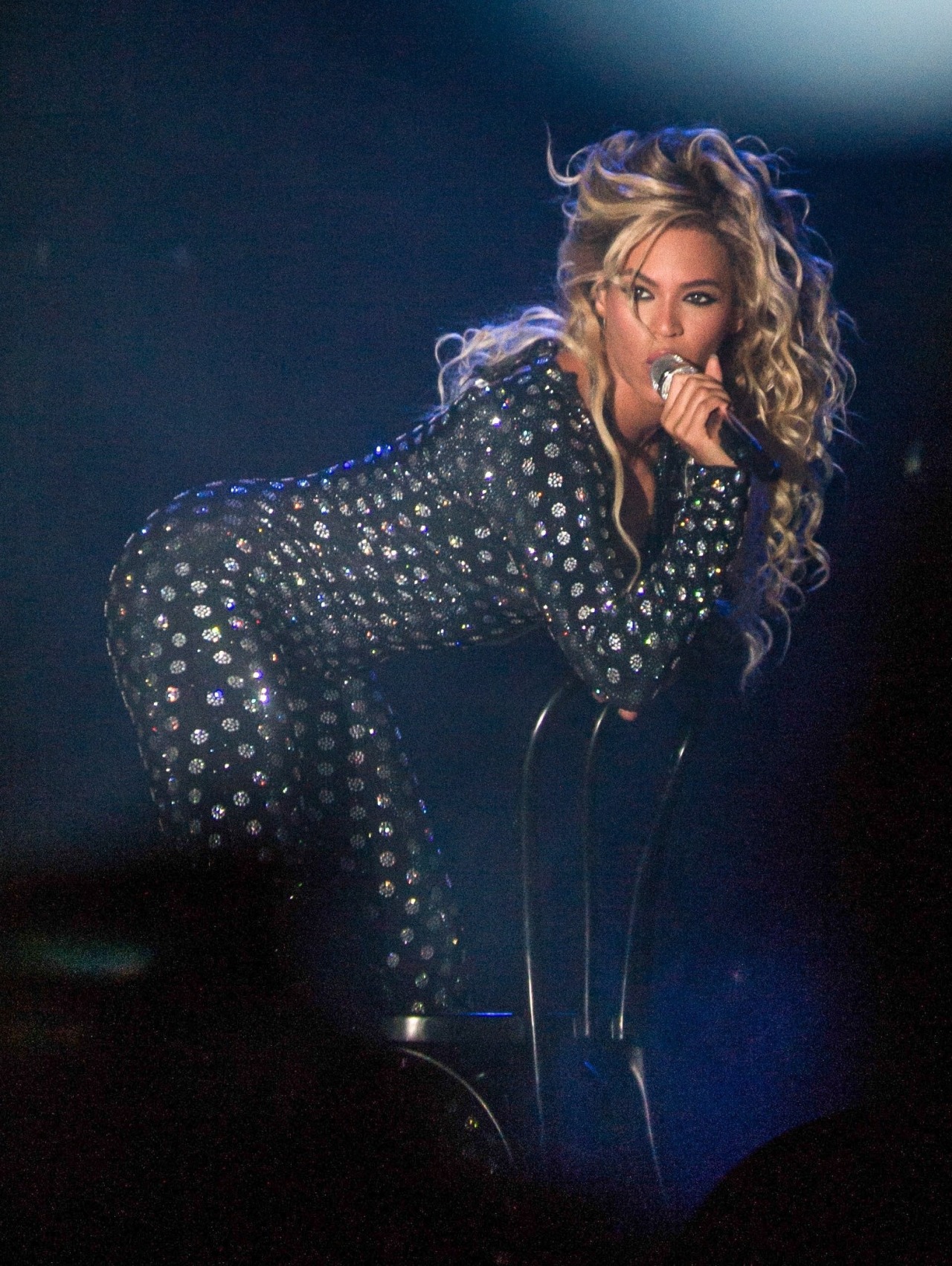 girlsluvbeyonce:  Mrs Carter Show live in Manchester, UK (February 25) 
