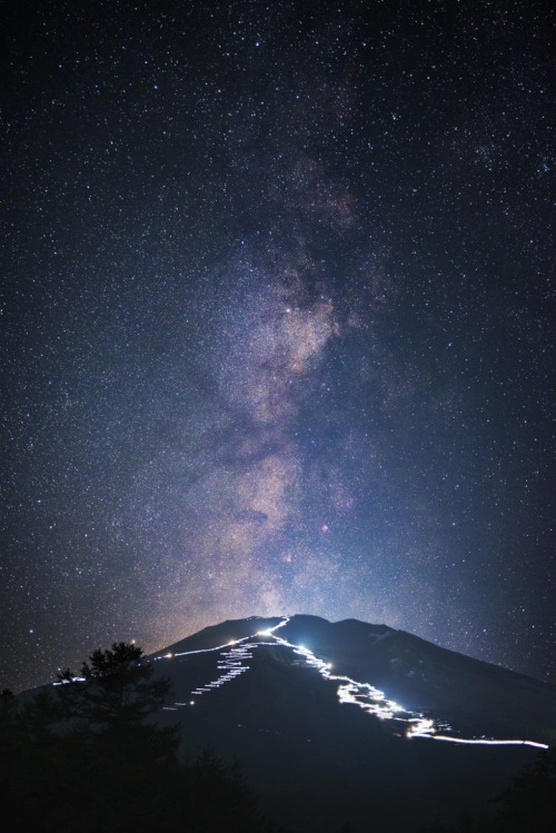 mstrkrftz:Galactic Volcano 2014 by Yuga Kurita