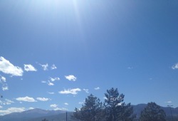 sassyfeistymighty:  0urdeploymentdiary:  sassyfeistymighty:  tintindreamsbig:  sassyfeistymighty:  Today in Colorado Springs…  Can’t wait.  Pop quiz! Which direction was I facing in this picture???  West?  Mountains are dead west. It’s so easy to