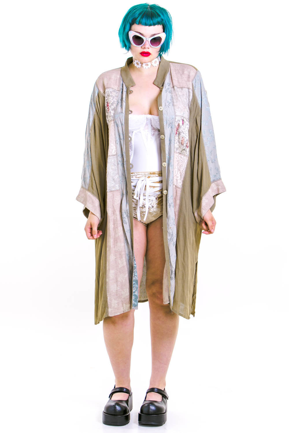 killerkurves:  Isabel Hendrix (5’10”, 38-33-47) in dusty-sage-jacket