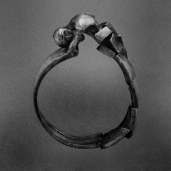 danieldaou:New collection from Swedish jewellery artisan Filip Palmén. Each ring, cast in 925 sterling silver has been sculpted by hand, broken to pieces, and reconstructed again, creating a unique and raw structure.