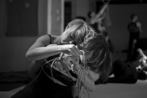 gorgone-kinbaku:  Gorgone tied by Carreaux ♡ Pictures by Barkas Schwelle7 - Berlin 